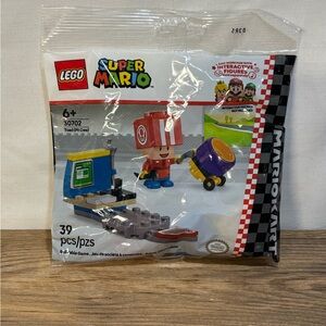 LEGO Super Mario Toad Set - Red and Blue